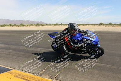 media/Sep-30-2023-SoCal Trackdays (Sat) [[636657bffb]]/Turn 3 Inside (1035am)/